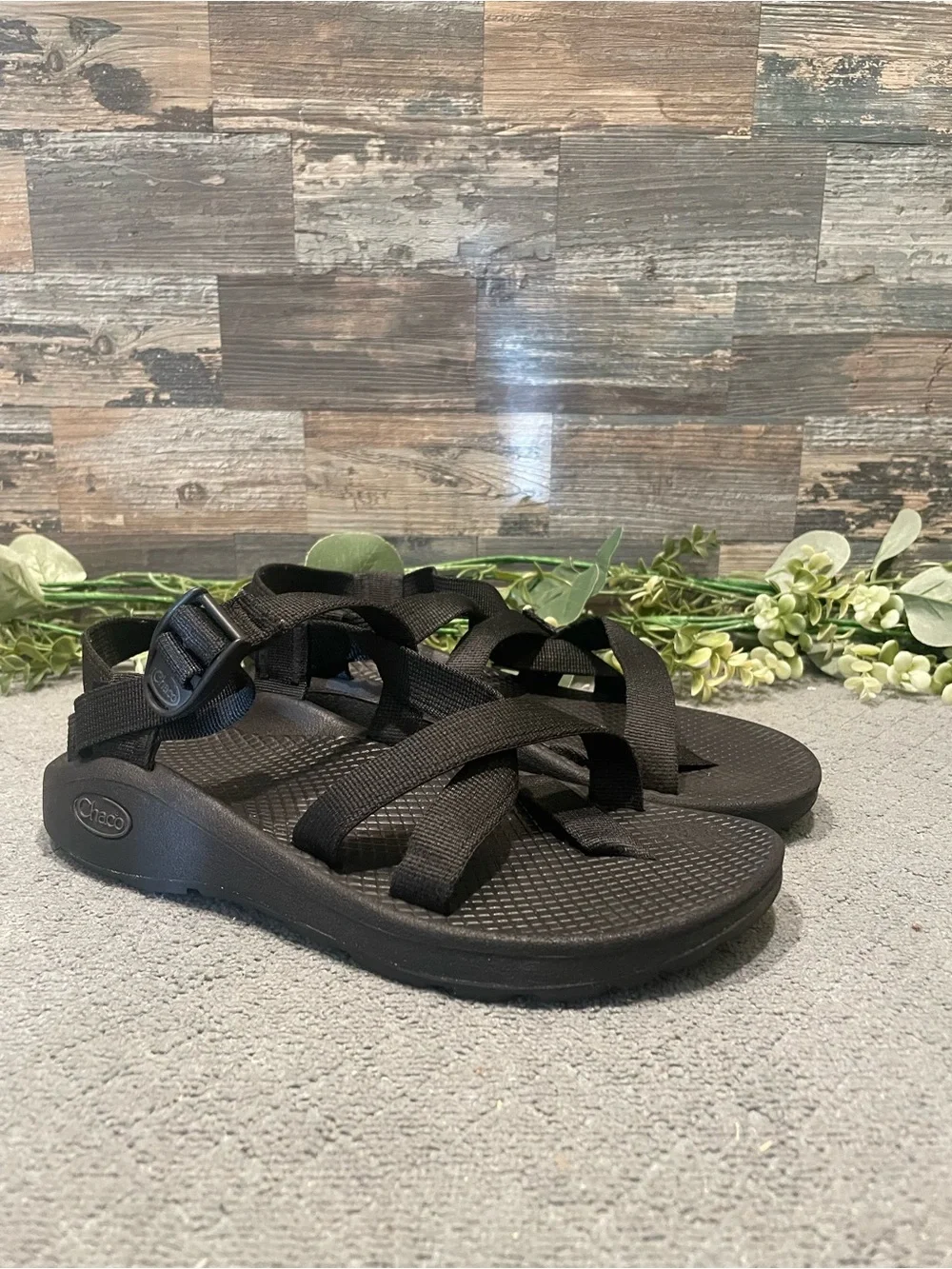 Chaco Z/2 Classic Hiking Sandal Size 7 Women's